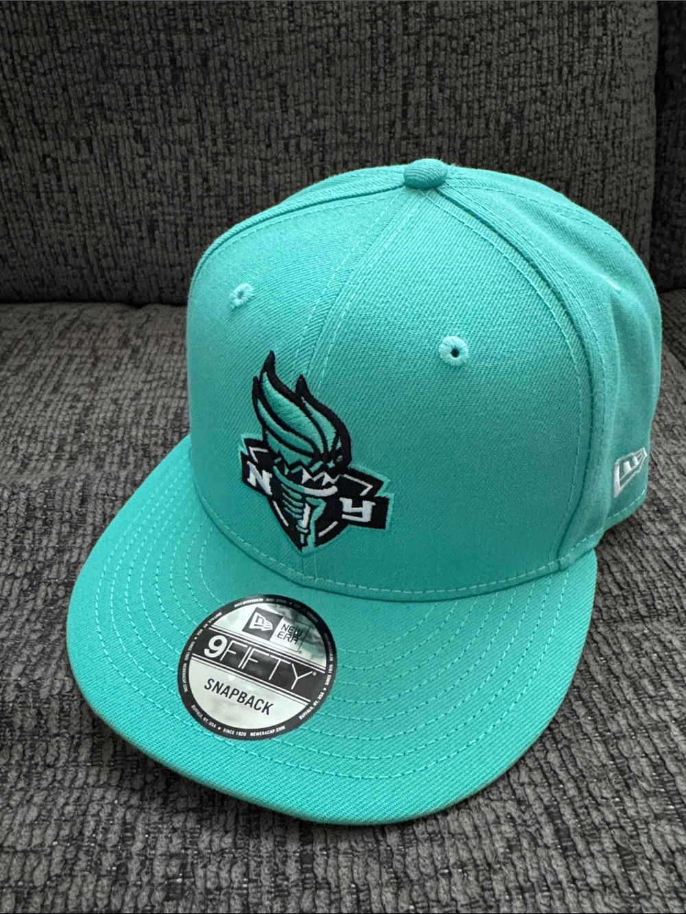 NEW New York Liberty 9Fifty New Era Seafoam Green SnapBack Hat Flat Bill
